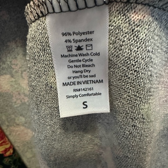 NWT Small LulaRoe Floral print Sarah Cardigan - Picture 3 of 5